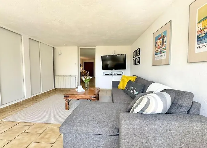 Apartment Bas De Provencale 2 Pieces Avec Jardin *