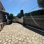 Bas De Provencale 2 Pieces Avec Jardin Апартаменты *