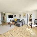 Апартаменты Bas De Provencale 2 Pieces Avec Jardin