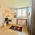 Апартаменты Bas De Provencale 2 Pieces Avec Jardin Вильнёв-Лубе