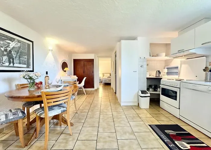 Apartment Bas De Provencale 2 Pieces Avec Jardin Villeneuve-Loubet