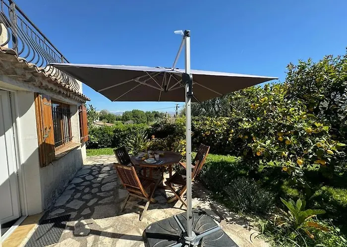 Bas De Provencale 2 Pieces Avec Jardin Villeneuve-Loubet